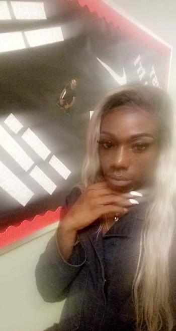 7576327759, transgender escort, Norfolk